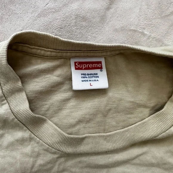 Supreme T-shirt - Picture 3 of 3